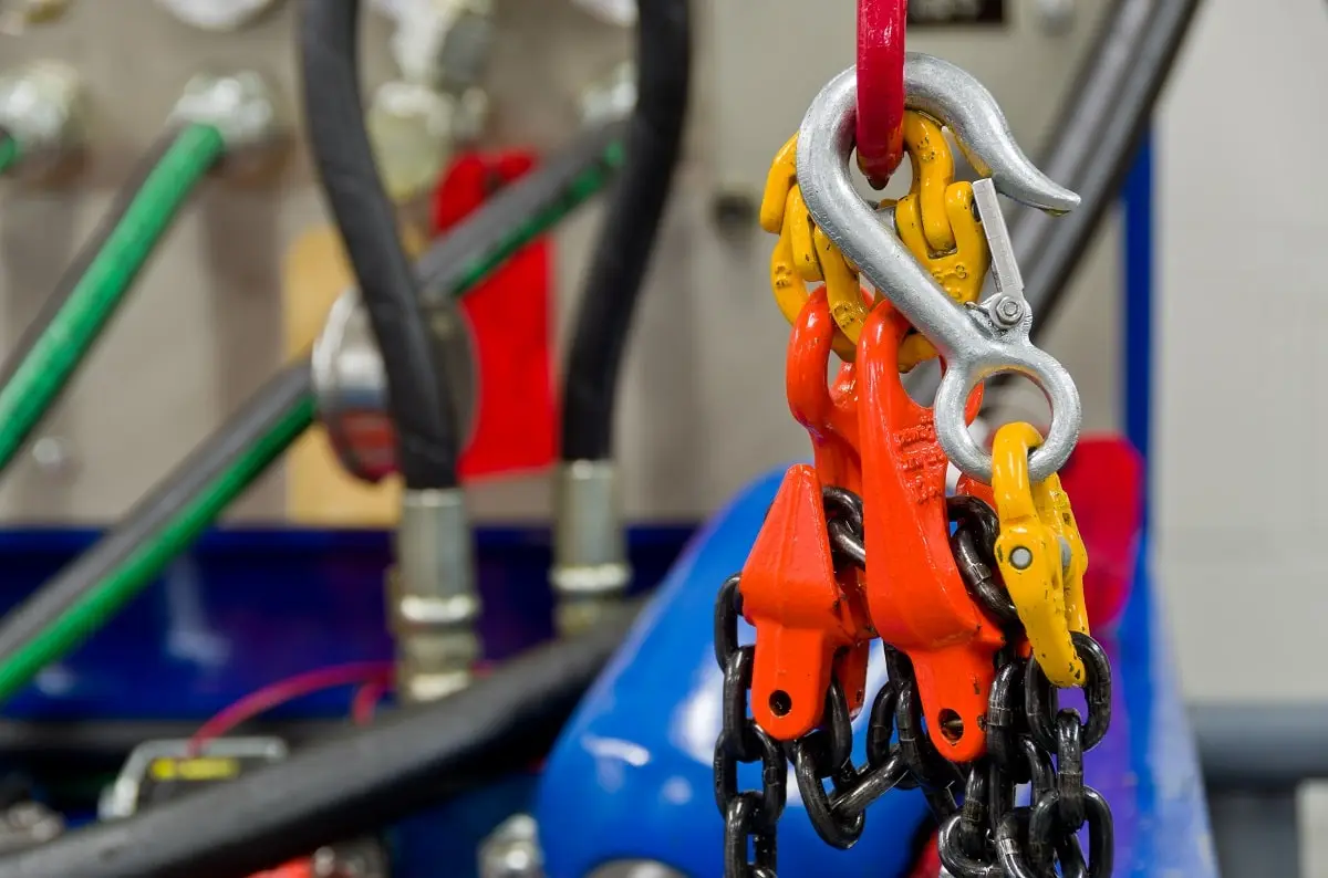 Mengenal Perbedaan Lifting dan Rigging - Nobel Riggindo Samudra